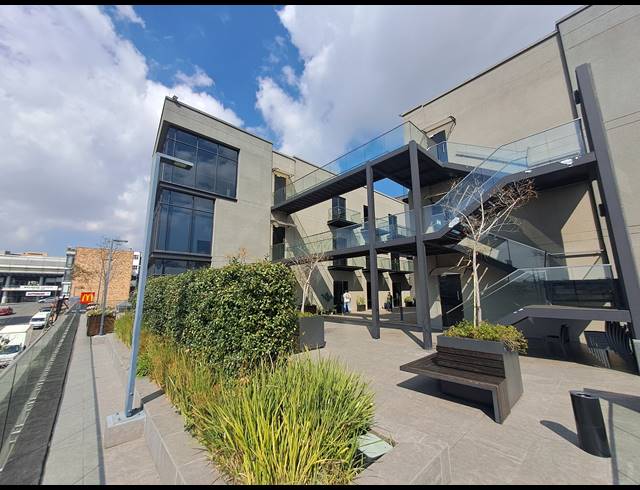 76M² OFFICE TO LET IN ILLOVO
